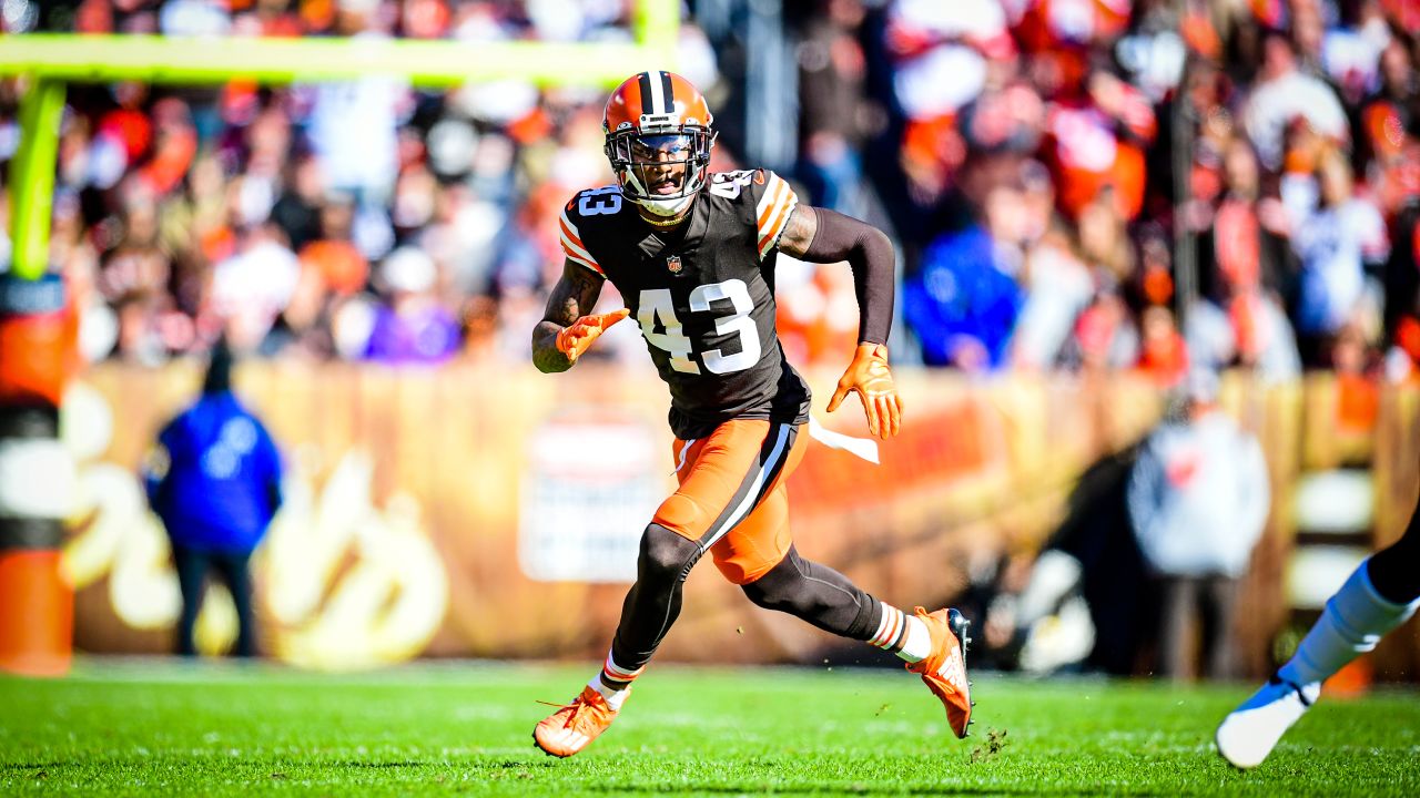 Photos: Week 8 - Steelers at Browns Pregame