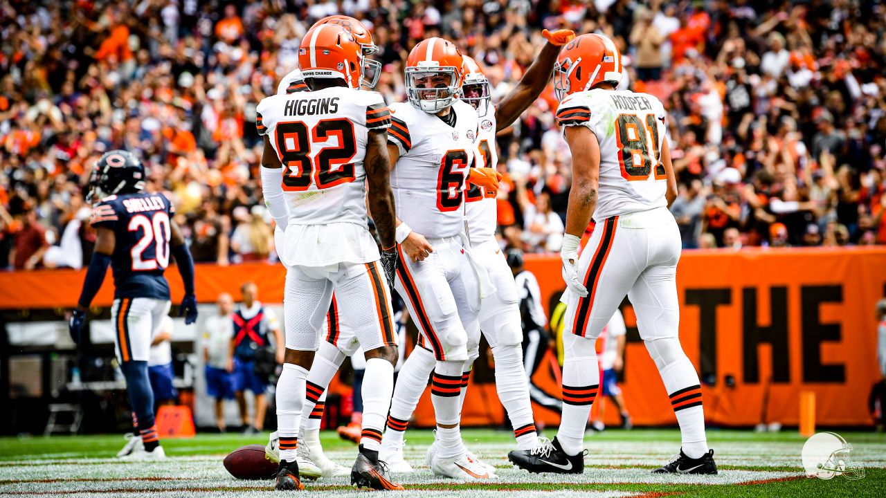 Myles Garrett has stunning performance as Browns triumph over Bears