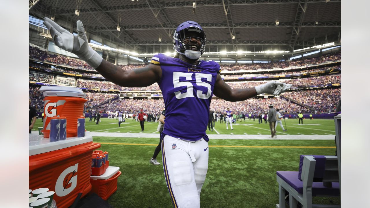 Browns complete deal to acquire DE Za'Darius Smith from Vikings