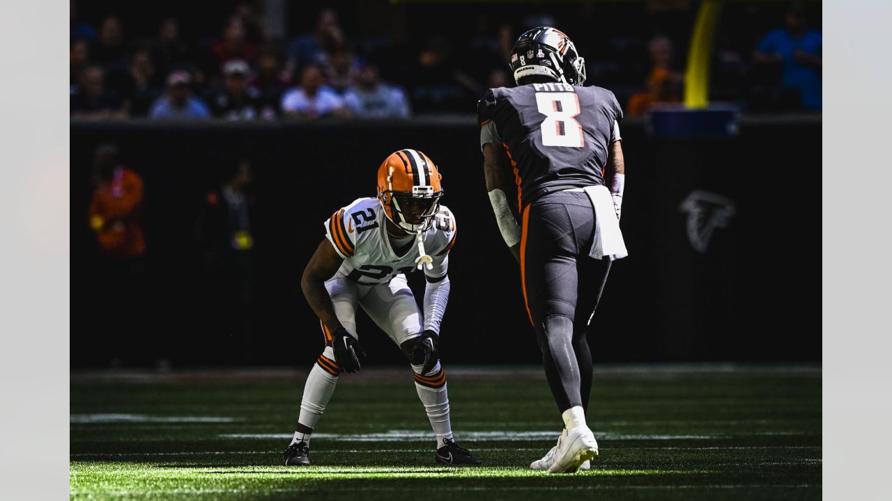 Browns again hurt themselves in painful road loss to Falcons South &  Southeast News - Bally Sports