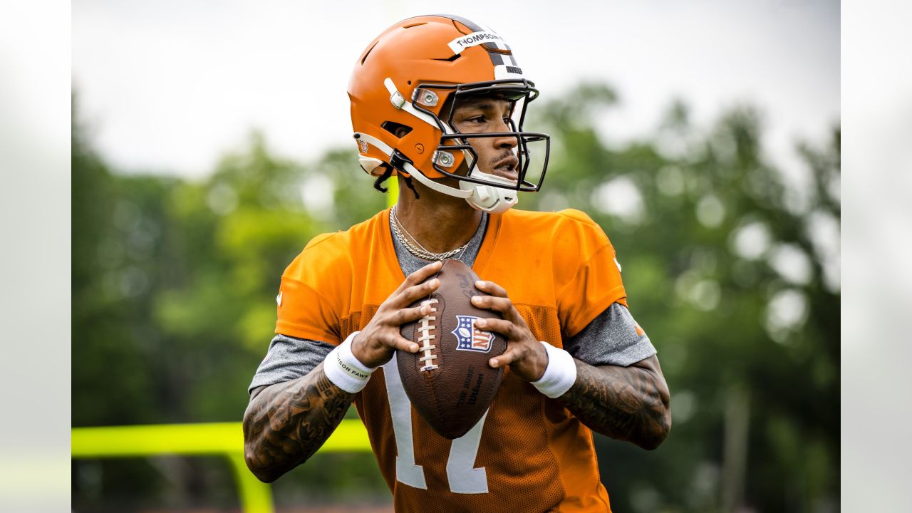 Browns Mailbag: How will the offensive line adjust to more games with Deshaun  Watson?