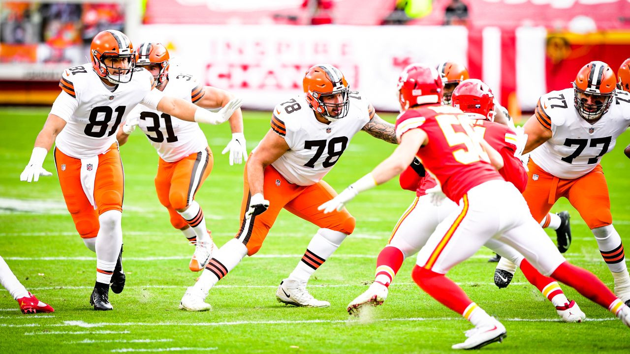 NFL Goes Out On WCBS, Knocking KC Chiefs-Cleveland Browns Game Offline –  Deadline