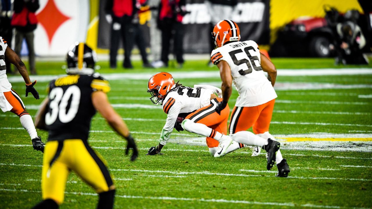 Pittsbugh, United States. 10th Jan, 2021. Cleveland Browns cornerback M.J.  Stewart (36 intercept a pass in the first quarter of the NFL Wild Card  Playoff against the Pittsburgh Steelers at Heinz Field in Pittsburgh on  Sunday, January 10, 2021. Photo by