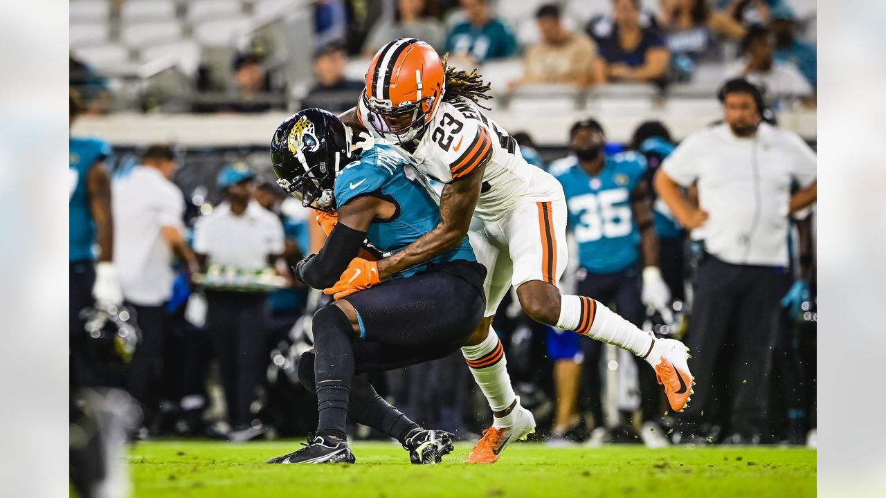 Browns rookies shine -- and one wins a bet -- in preseason debut against  Jacksonville 