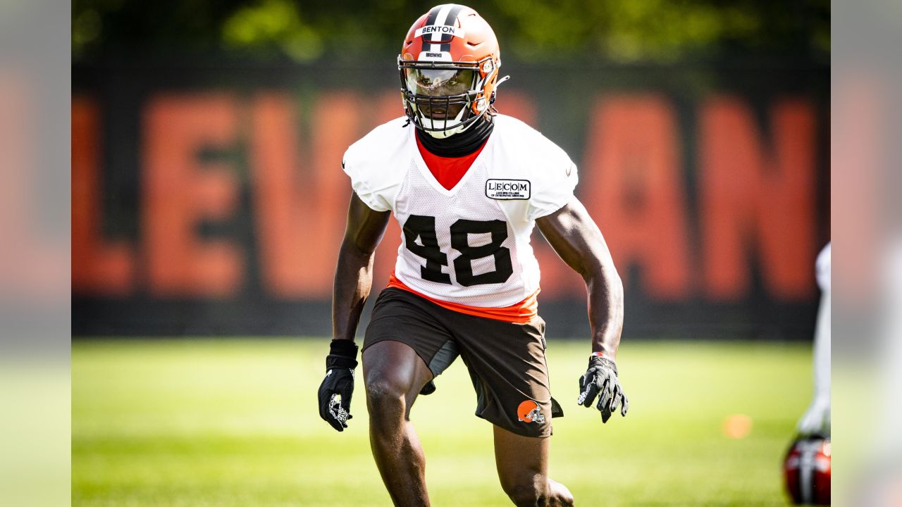 Cleveland Browns' Jarvis Landry undergoes successful hip