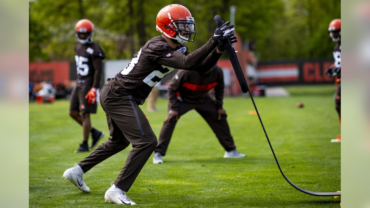 Browns to donate team's FirstEnergy Stadium Pro Shop proceeds to education  and youth football