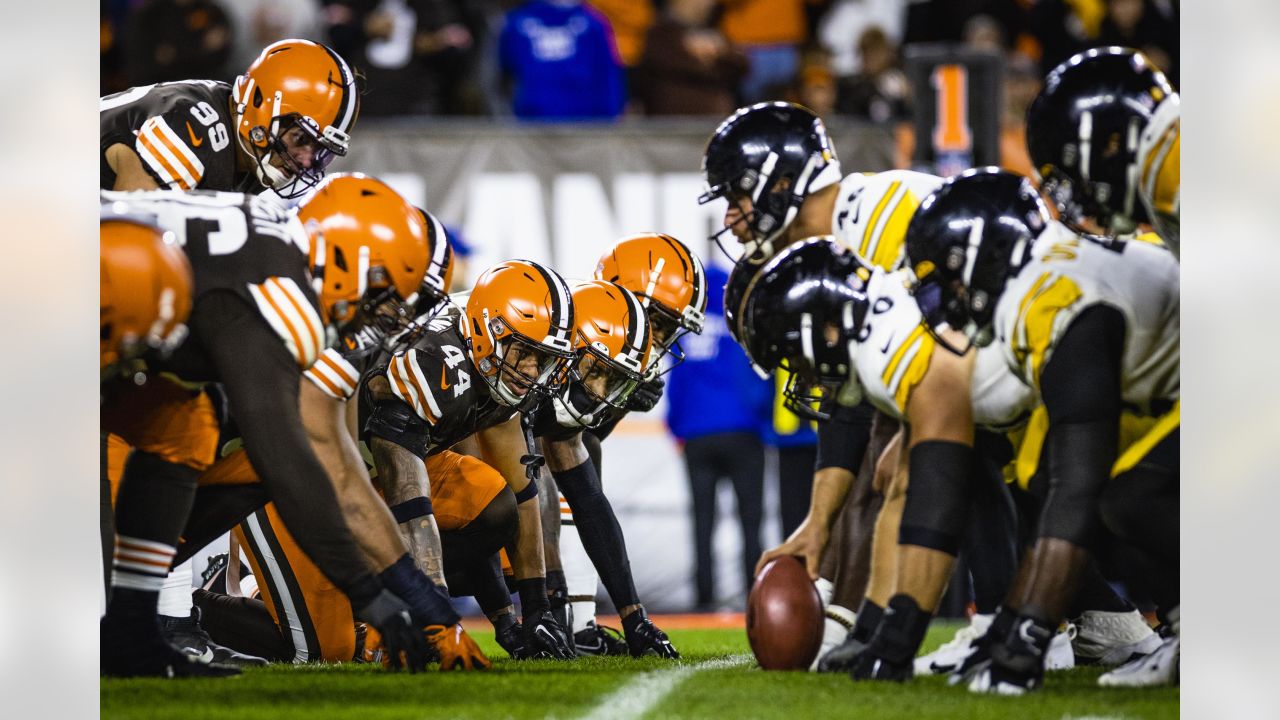 \ud83c\udfc8MONDAY NIGHT FOOTBALL\ud83c\udfc8 Tonight we will be playing \ud83d\udfe4The Cleveland Browns  vs. the Pittsburgh Steelers game! \u2b1b\ufe0f\ud83d\udfe1 \u203c\ufe0f\ud83d\udce3Kick off is at 6pm\ud83d\udce3\u203c\ufe0f\u2026 |  Instagram