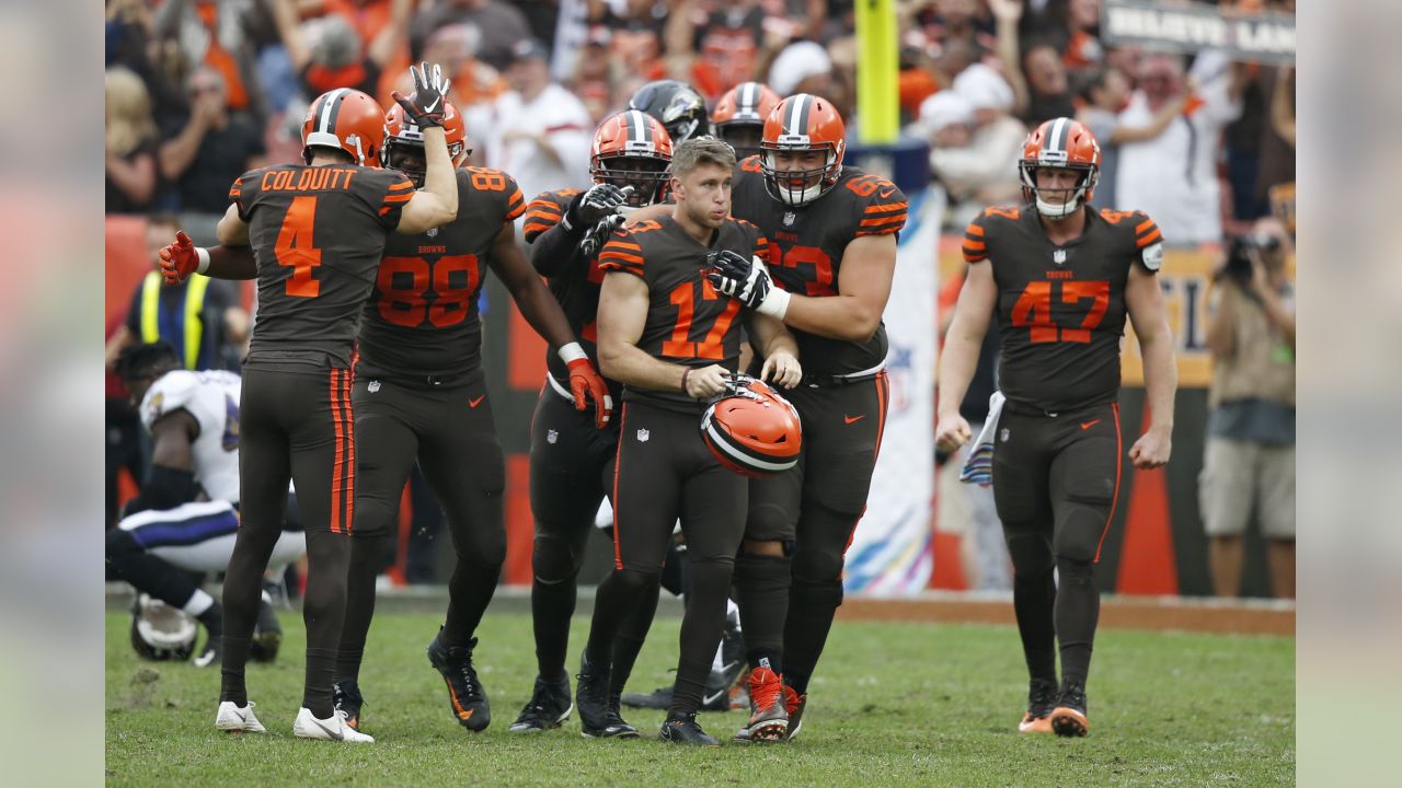 NFL on X: HALFTIME: The @Browns are working on a shutout through the first  two quarters. #CINvsCLE  / X