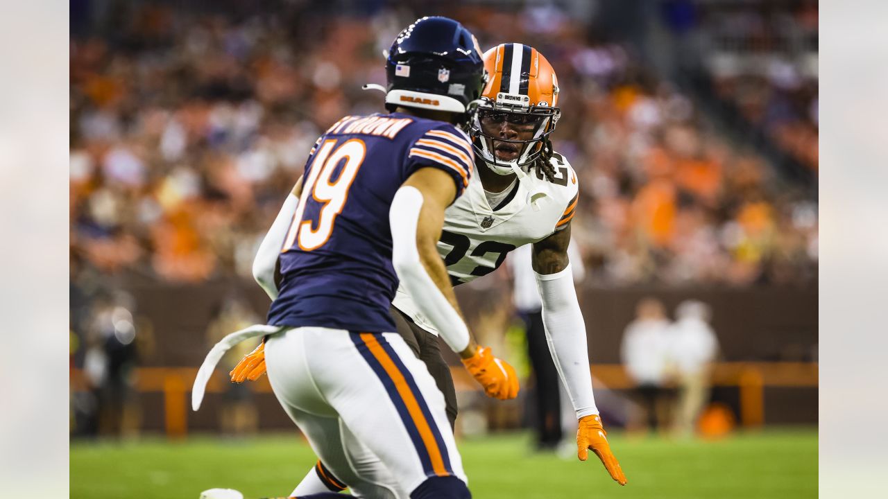 Chicago Bears safety A.J. Thomas (21) runs after the ball during an NFL  preseason football game against the Cleveland Browns, Saturday Aug. 27, 2022,  in Cleveland. (AP Photo/Kirk Irwin Stock Photo - Alamy