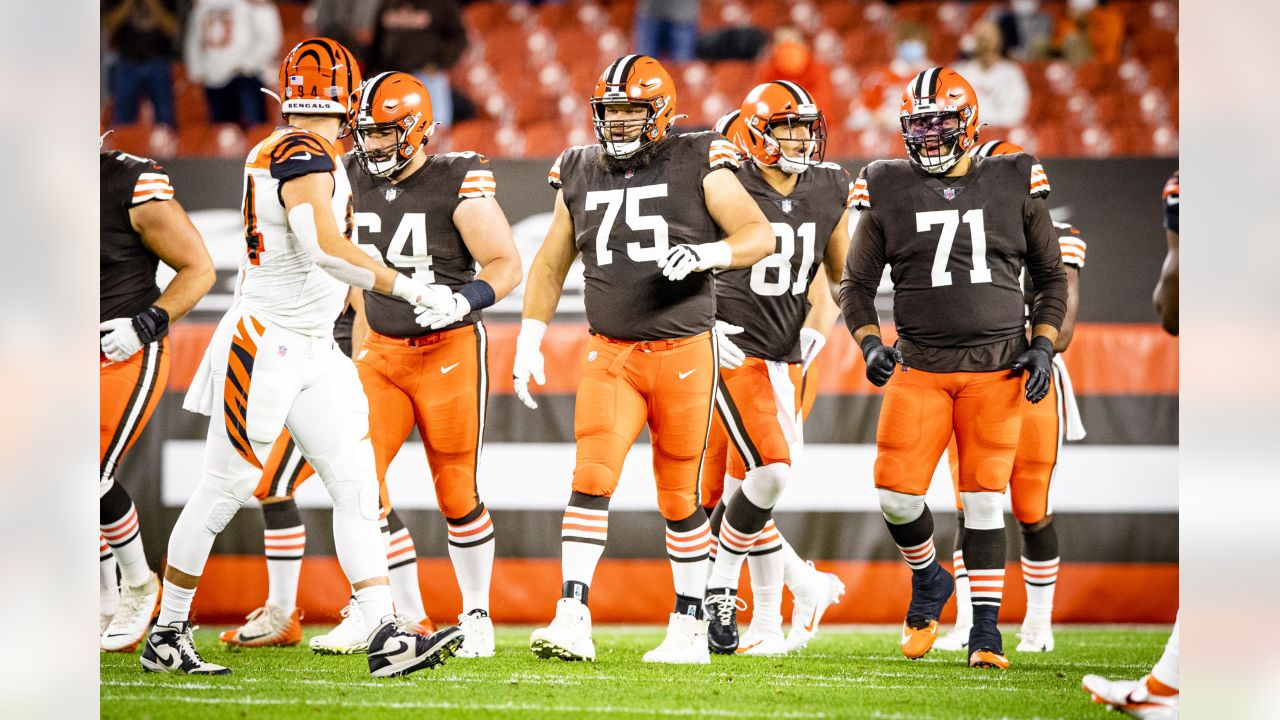 Stefanski doles out much-deserved praise for Browns O-line