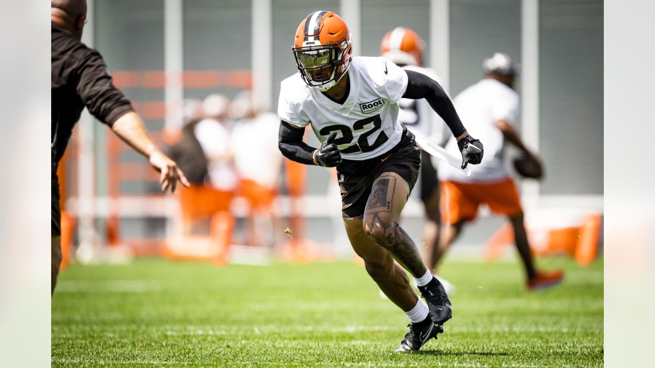 Daily Dawg Tags: Amari Cooper impresses early at Browns camp