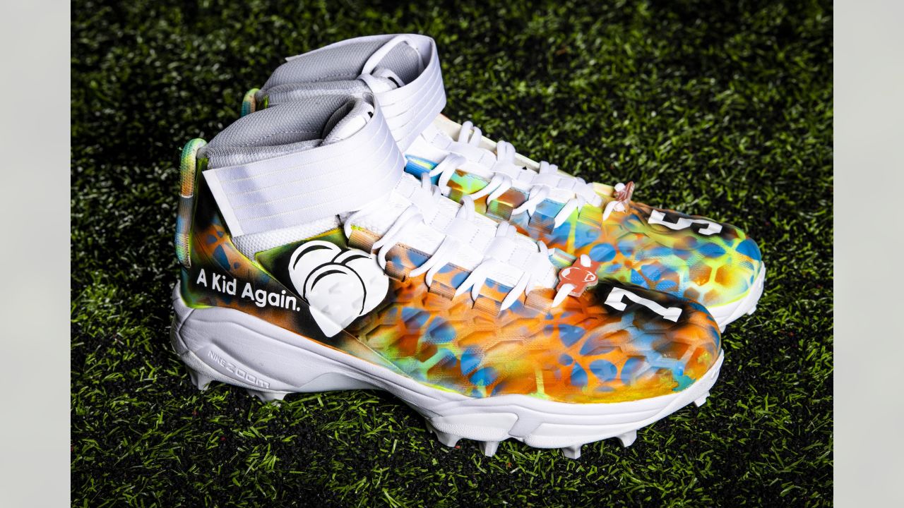 NFL players show off 2022 'my cause, my cleats' footwear - ESPN