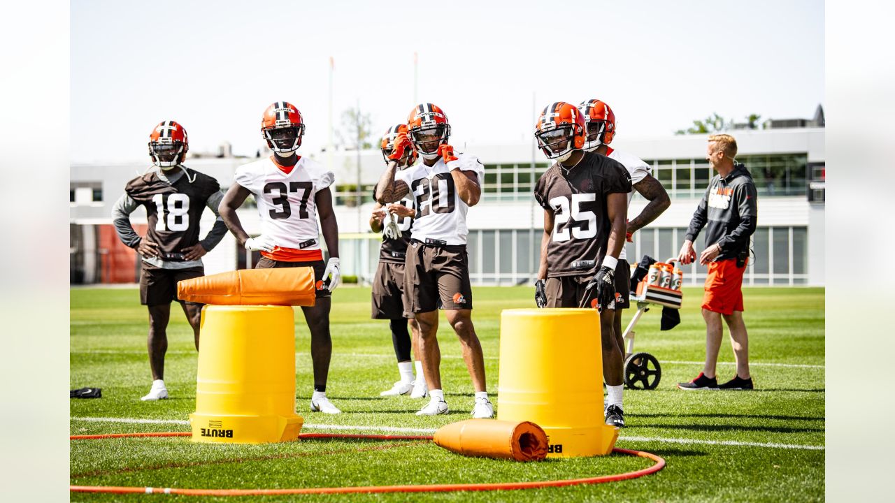 Putting the Cleveland Browns Rookies under the PFF lens ahead of Rookie  Mini-camp