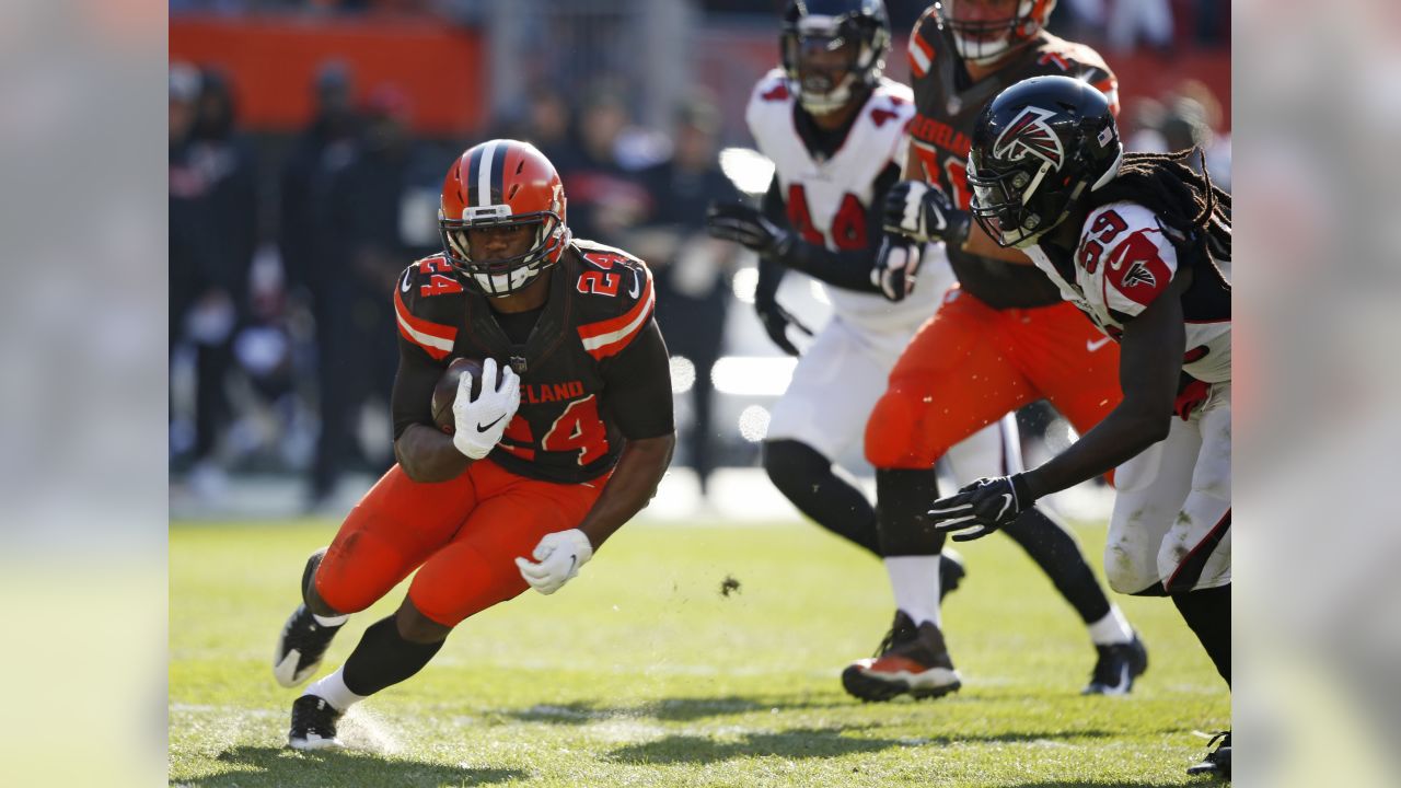 Chubb, Browns face 'heavyweight' run test against Falcons