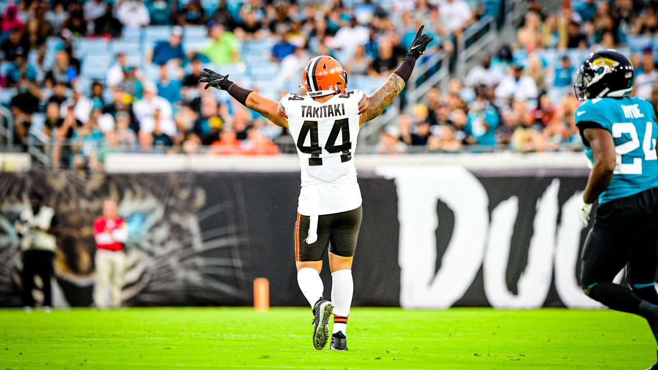 Jeremiah Owusu-Koramoah steals the show, and other takeaways from the  Browns' 23-13 victory over the Jaguars 