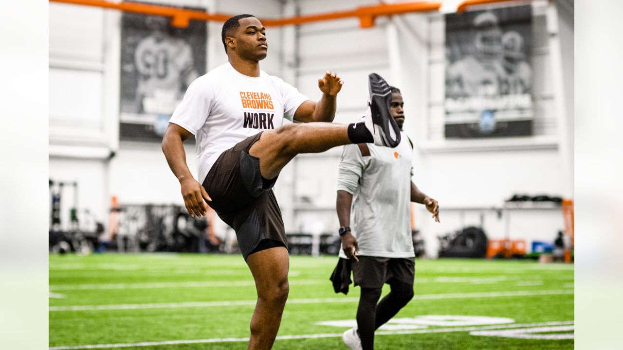 Old guy' Amari Cooper embracing leadership role in first season with Browns