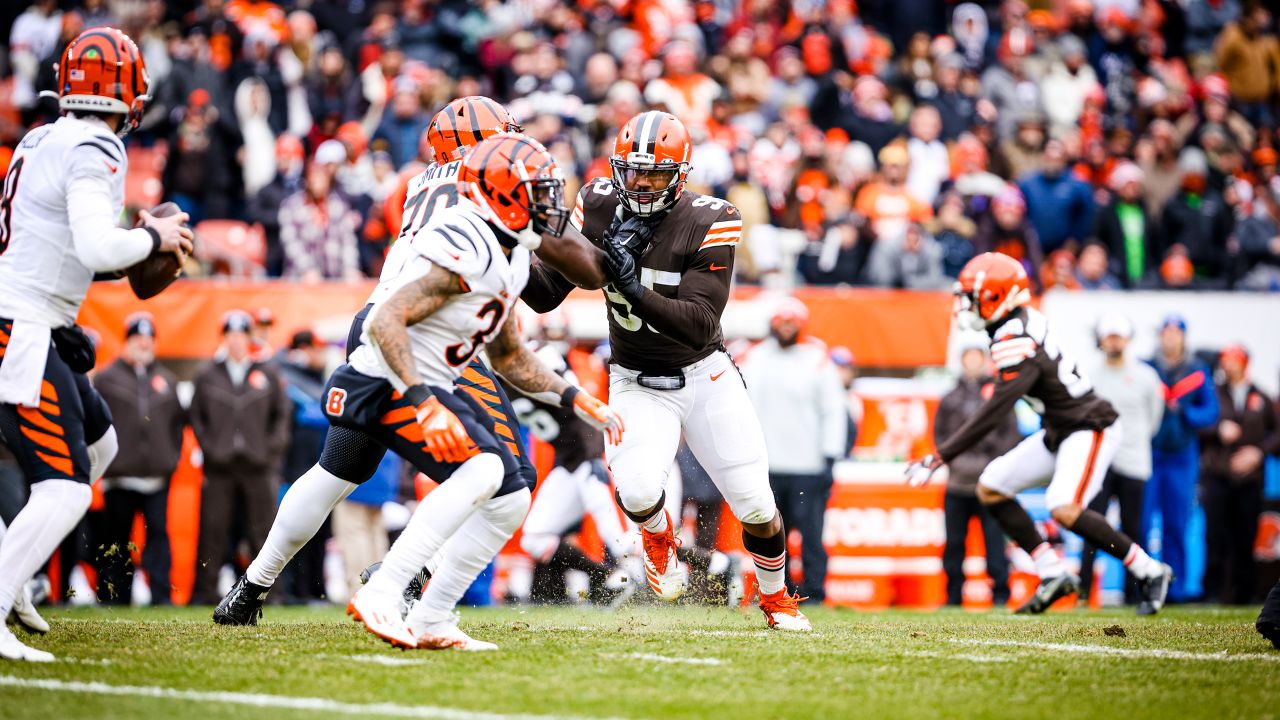 Browns-Bengals Final Score: Cleveland sweeps AFC North Champions, win 21-16  - Dawgs By Nature