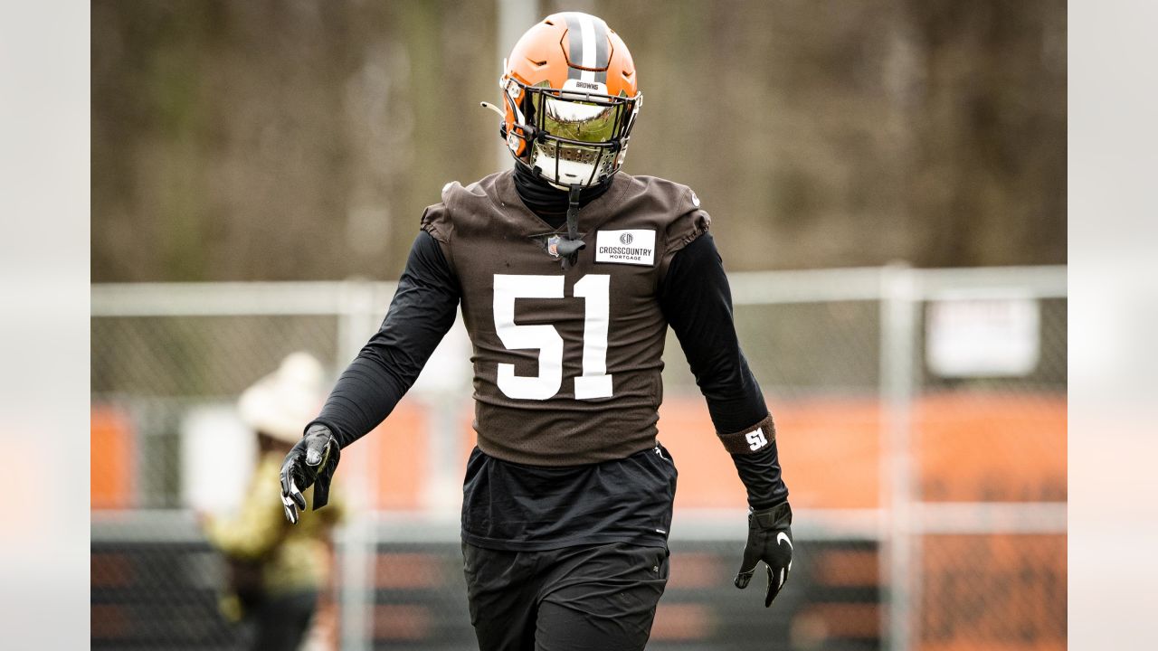 Cleveland Browns cornerback M.J. Stewart (36) warms up prior to the start  of an NFL football