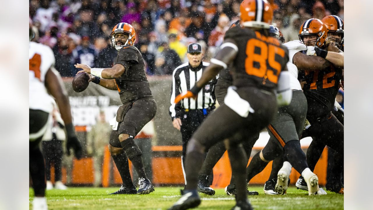 Chubb's TD in OT gives Brissett, Browns 23-17 win over Bucs