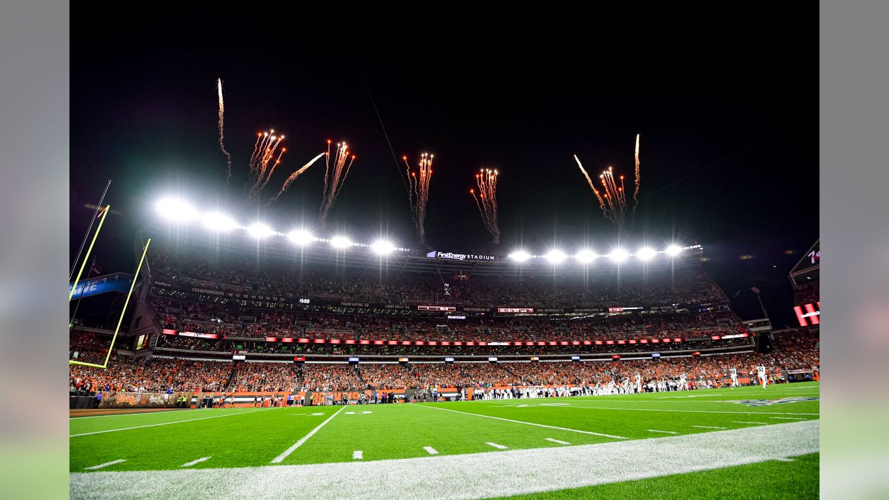 Photo: Cleveland Browns vs St. Louis Rams - SLP2007102809 