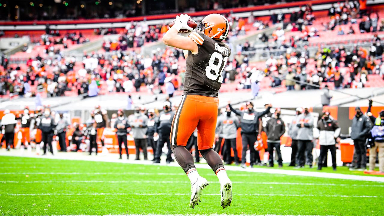 Browns hold on to edge Steelers, playoff rematch set for Sunday night at  Heinz Field