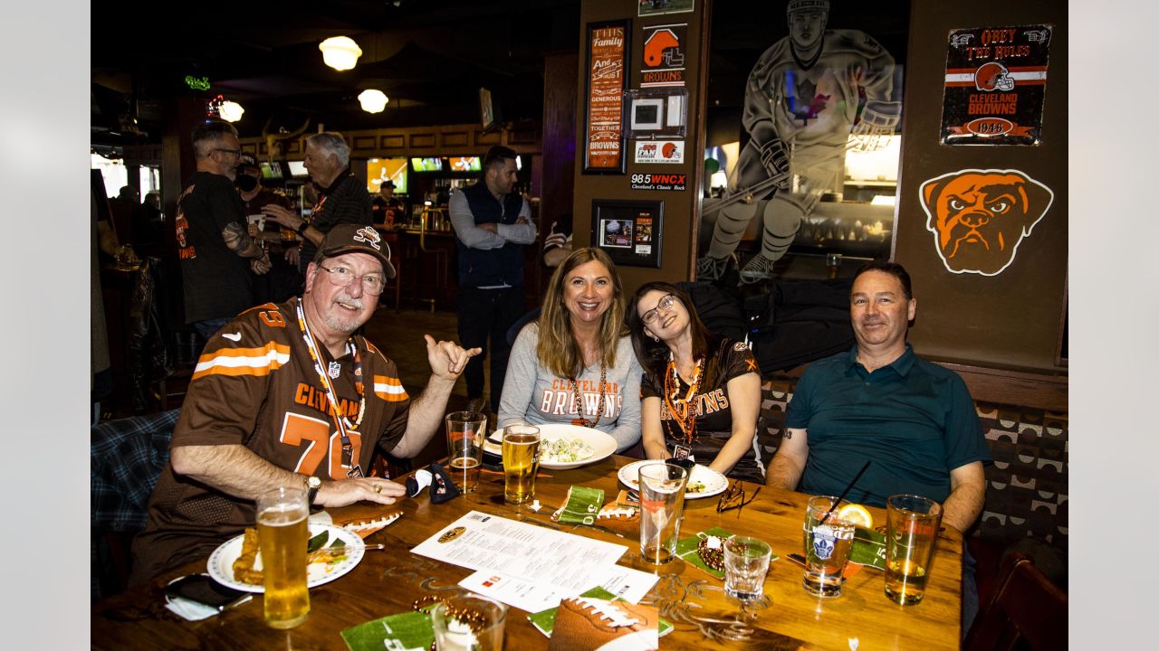 Photos: Toronto Browns Backers named 2021 Chapter of the Year from Browns  Backers Worldwide