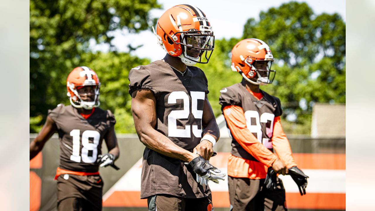 The entire Browns offense could return in 2021, a rarity in