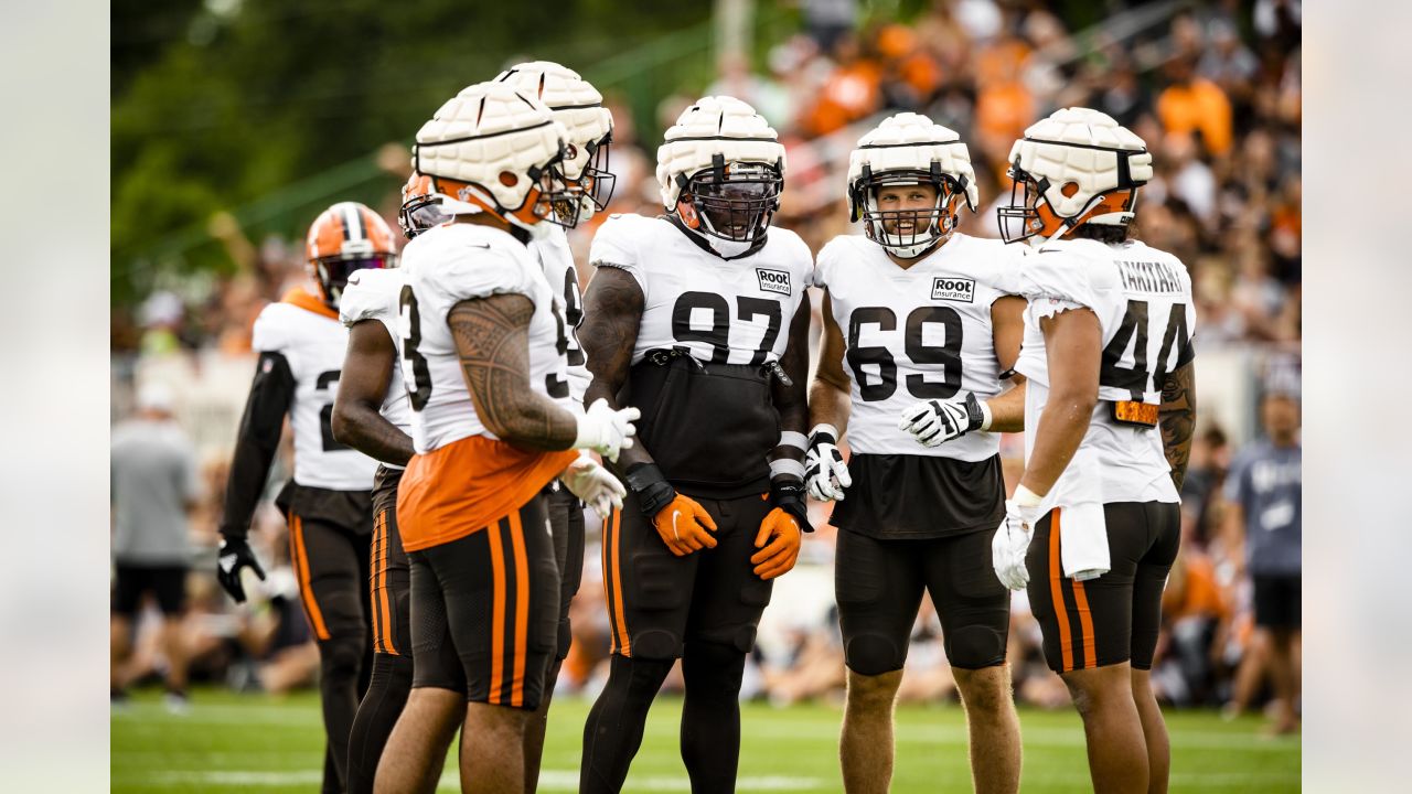 Cleveland Browns Camp Notes Day 11: Watson Sharp in the Rain - Sports  Illustrated Cleveland Browns News, Analysis and More