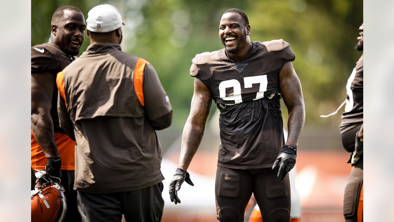 Cleveland Browns Training Camp Report: Day 8 - Orange & Brown Scrimmage in  Columbus