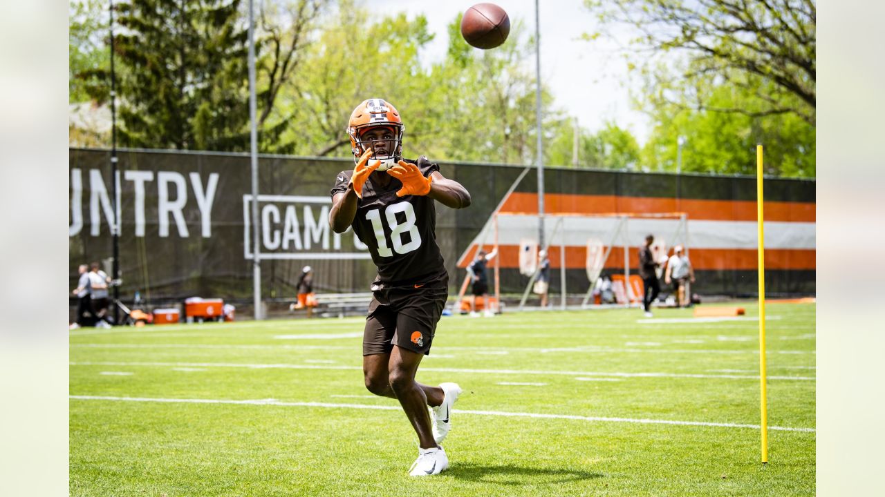 Browns rookie WR David Bell out for start of training camp