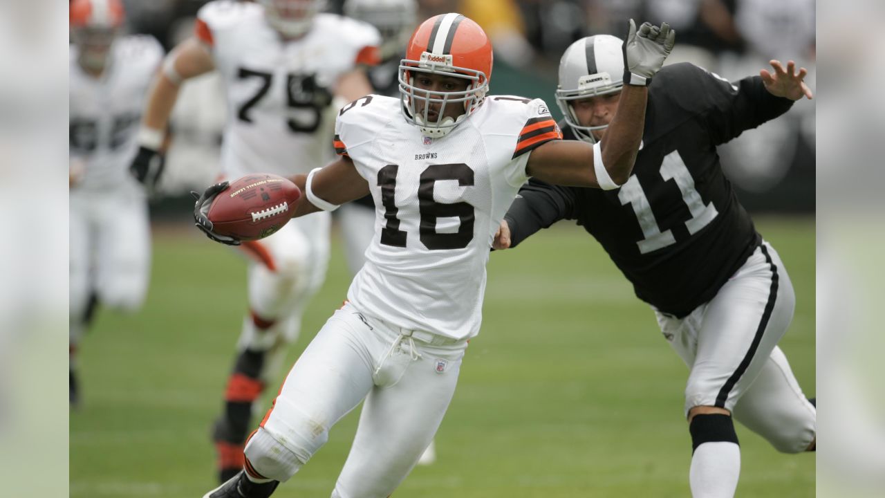 Jan. 1, 2012 - Cleveland, Ohio, U.S - Pittsburgh Steelesr Antonio Brown  (84) gets his hand on the facemask of Cleveland Browns Joshua Cribbs (16)  during a kickoff return during the third