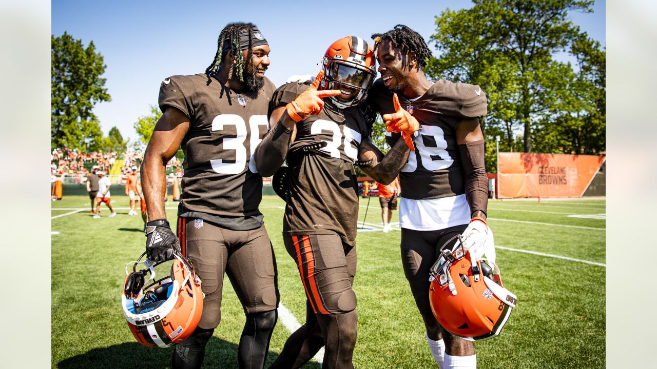 Jadeveon Clowney making strong impression at Cleveland Browns training camp, NFL News