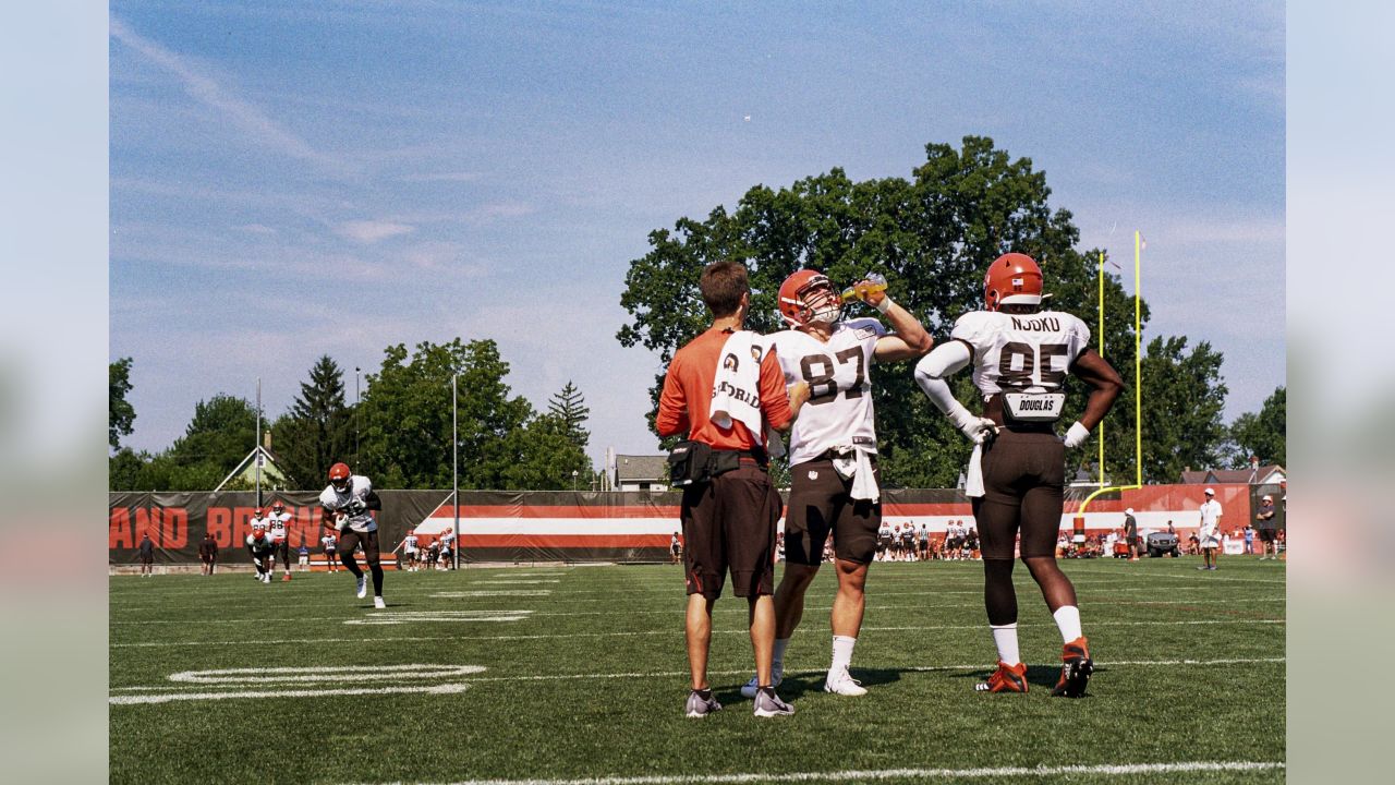 Why Joel Bitonio could be the Browns' next Hall of Famer: 'He's in a class  of his own' - The Athletic