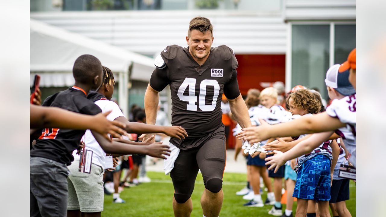 Cleveland Browns Camp Notes Day 11: Watson Sharp in the Rain - Sports  Illustrated Cleveland Browns News, Analysis and More