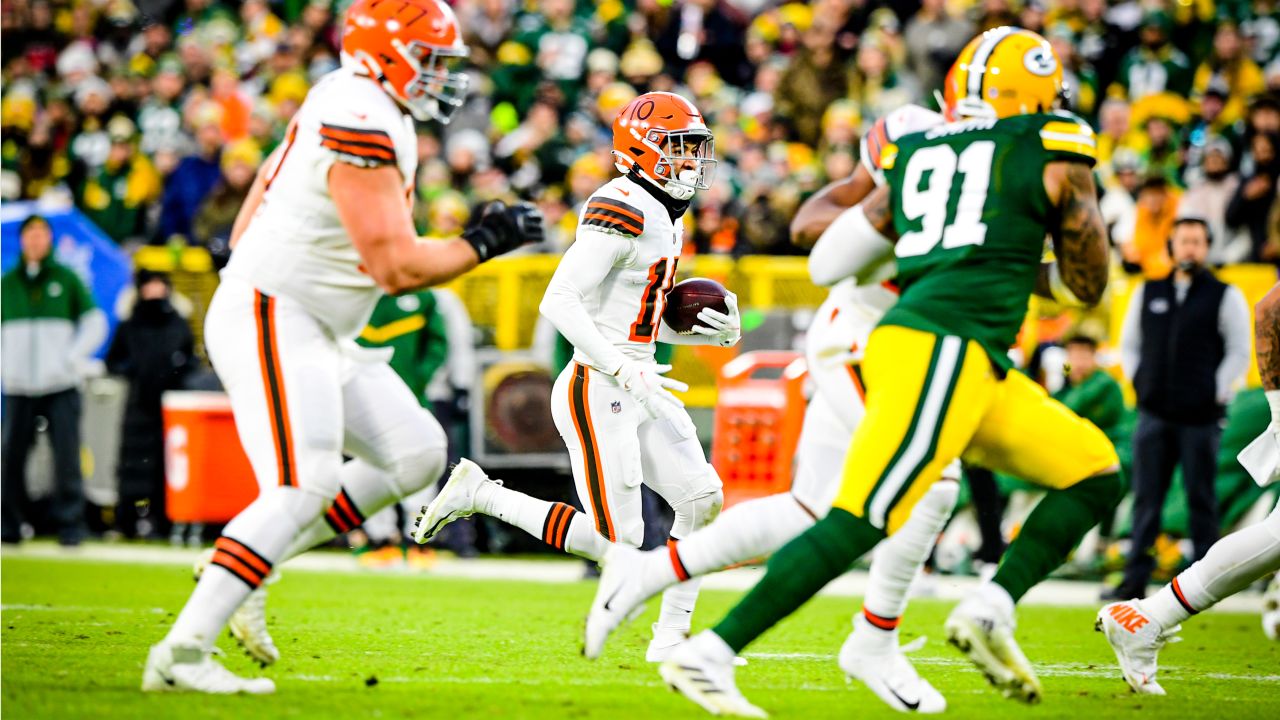 Green Bay Packers vs. Cleveland Browns: Week 16 game photos