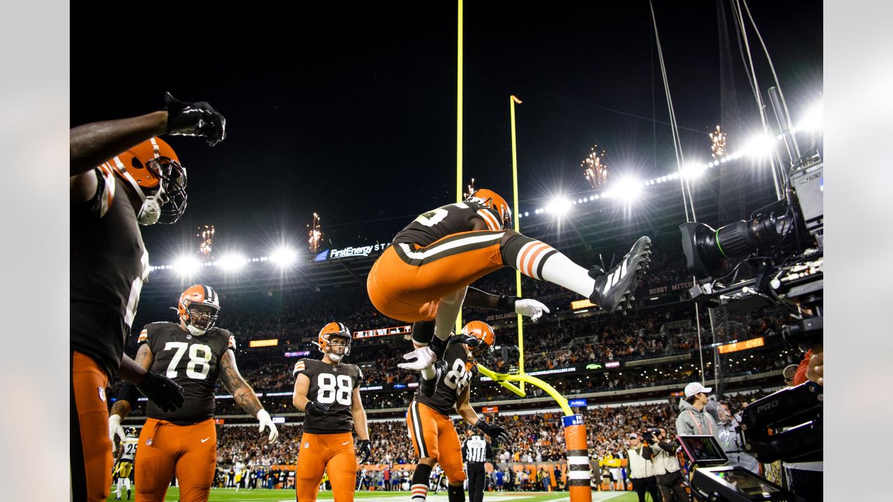 Photos: In Focus - Gameday at FirstEnergy Stadium