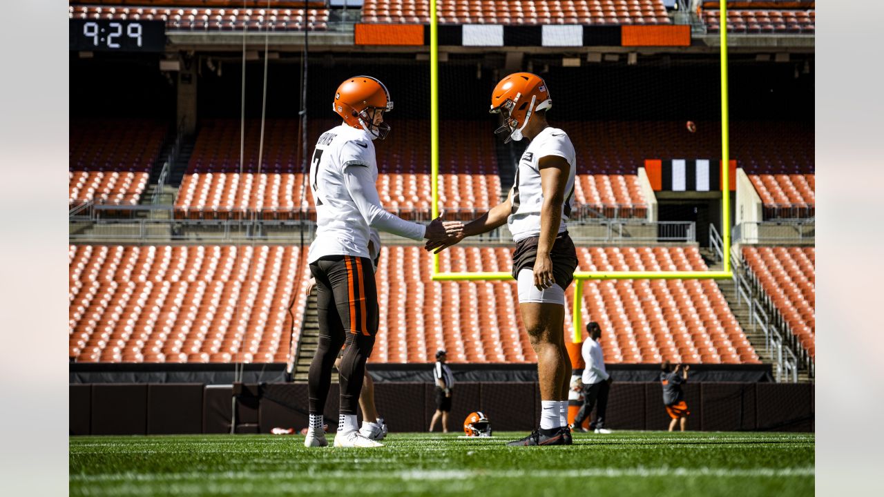 Browns rookie Jerome Ford provides spark in return game following IR stint  