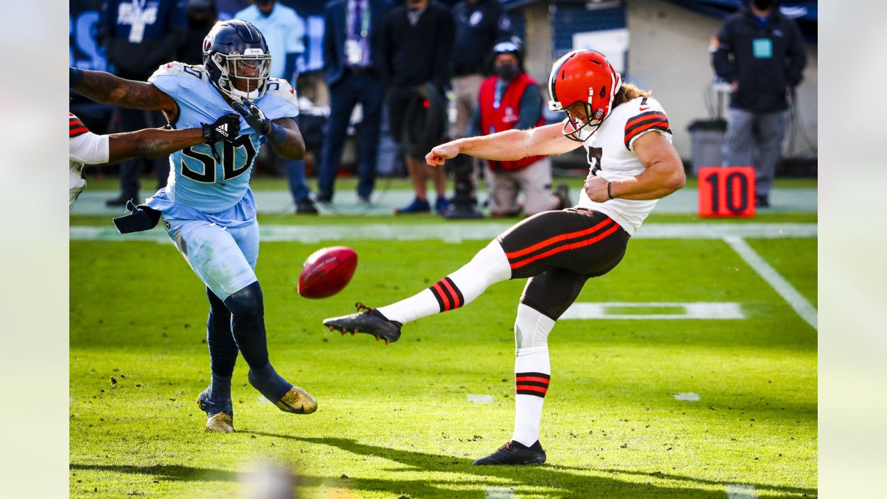 Photos: Week 13 - Browns at Titans Game Action