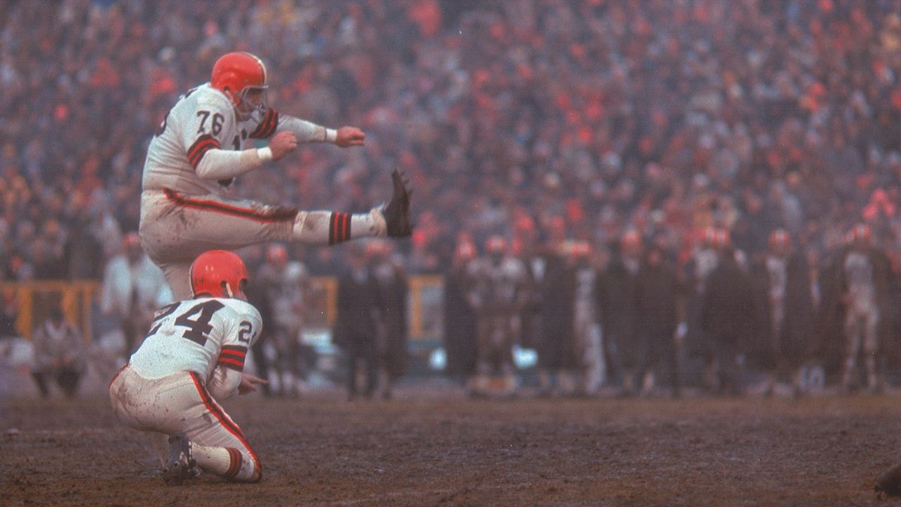 Timeline: Documenting the changes Browns have made to their uniforms since  1946