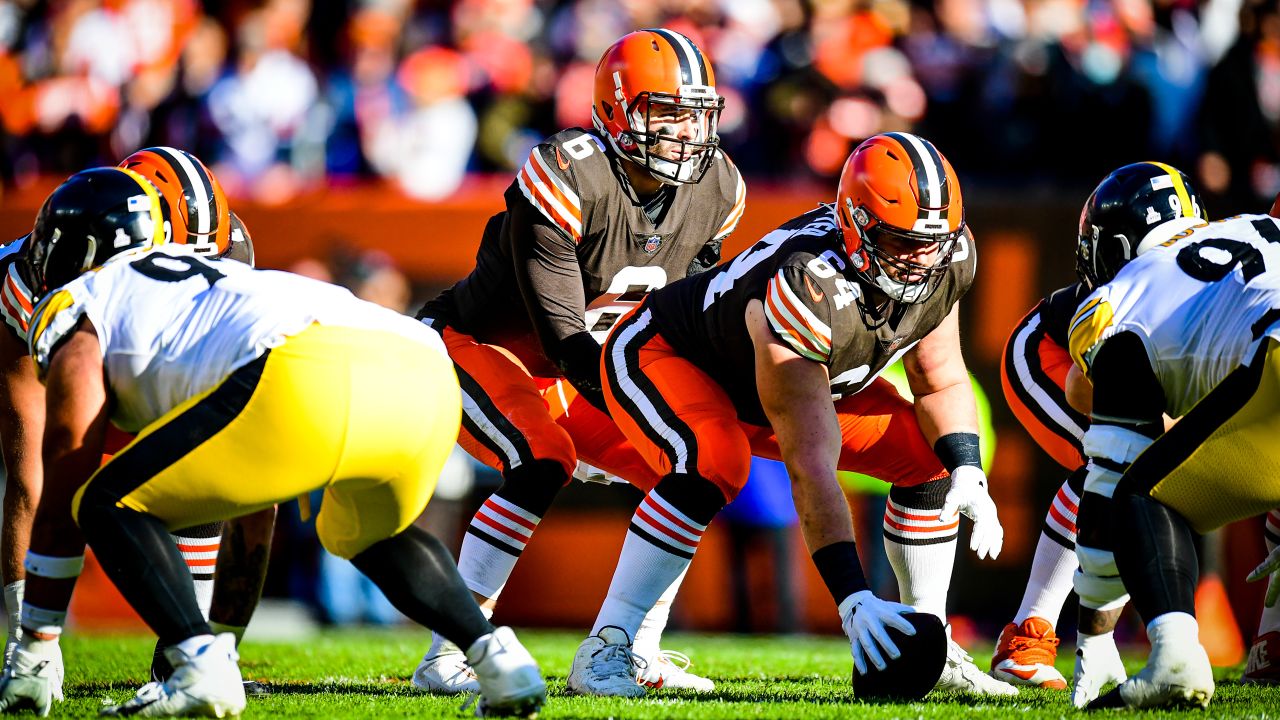 Browns passing game smothered by Steelers as Ben Roethlisberger