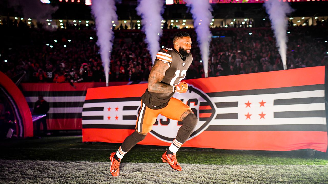 Sunday Night Football on NBC - - First career NFL start ✓ - Shoutout from  LeBron James ✓ D'Ernest Johnson had himself a NIGHT! #Browns