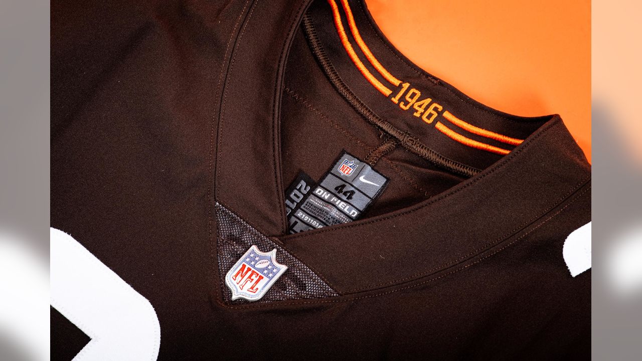 Browns unveil new Nike uniforms 