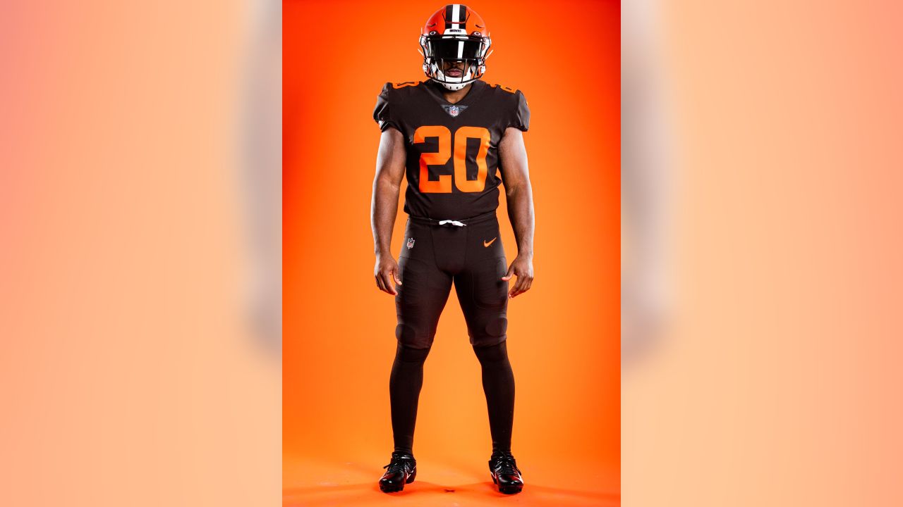 Photos: Browns Unveil New Uniforms