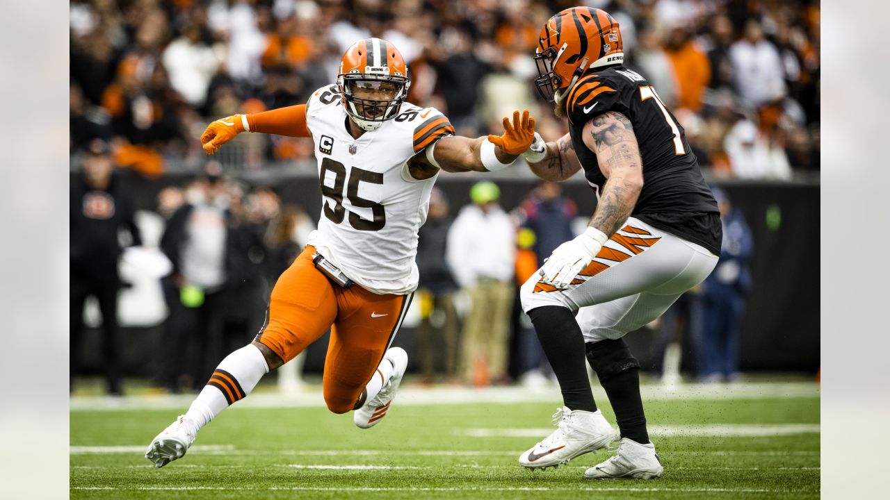 Myles Garrett and the rest of the Browns defensive line dominated Cincinnati