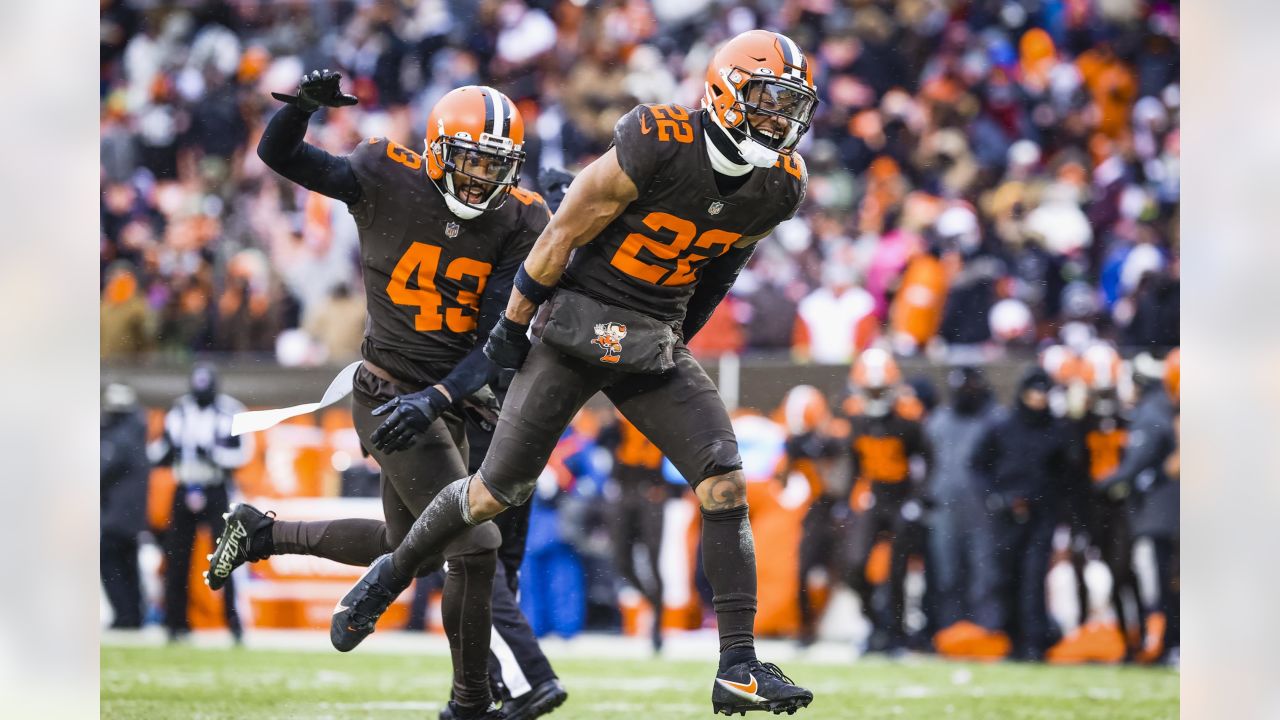 Cleveland Browns vs New Orleans Saints: How to watch live for free  (12/24/22) 