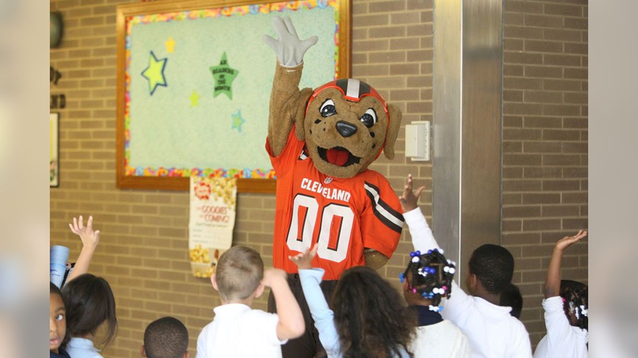 Cleveland Browns Foundation provides students with Special Teams Packages