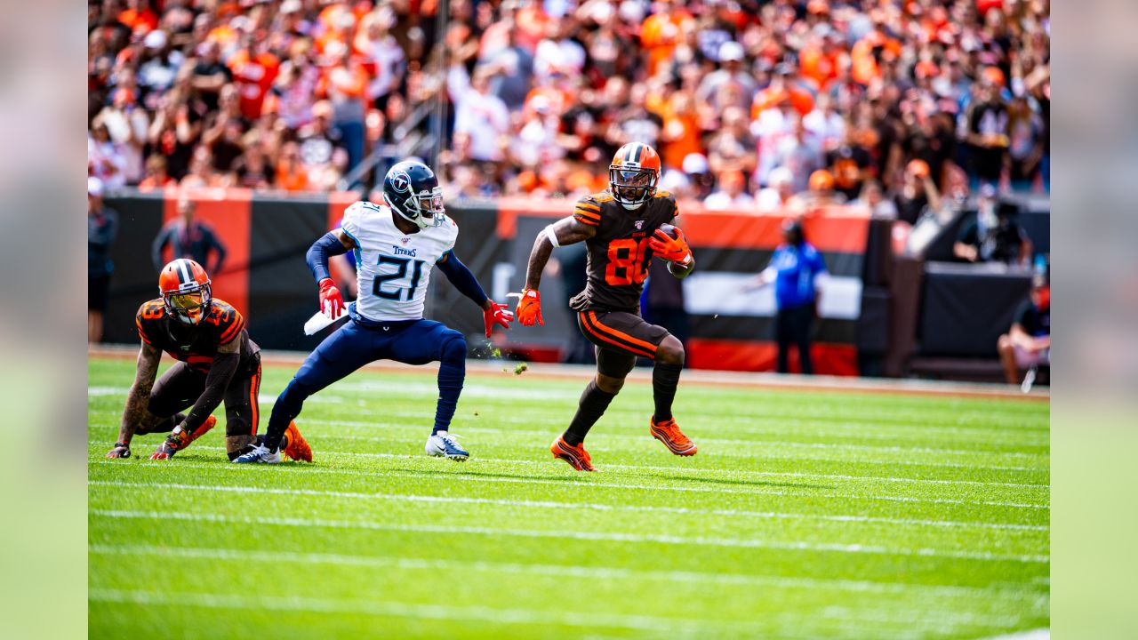 Photos: Week 1 - Browns vs. Titans Game Action