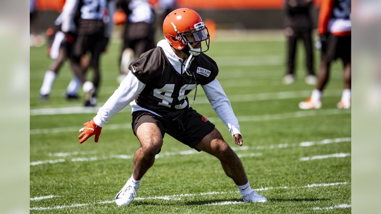 File:2019 Cleveland Browns Training Camp (48532054906).jpg - Wikipedia