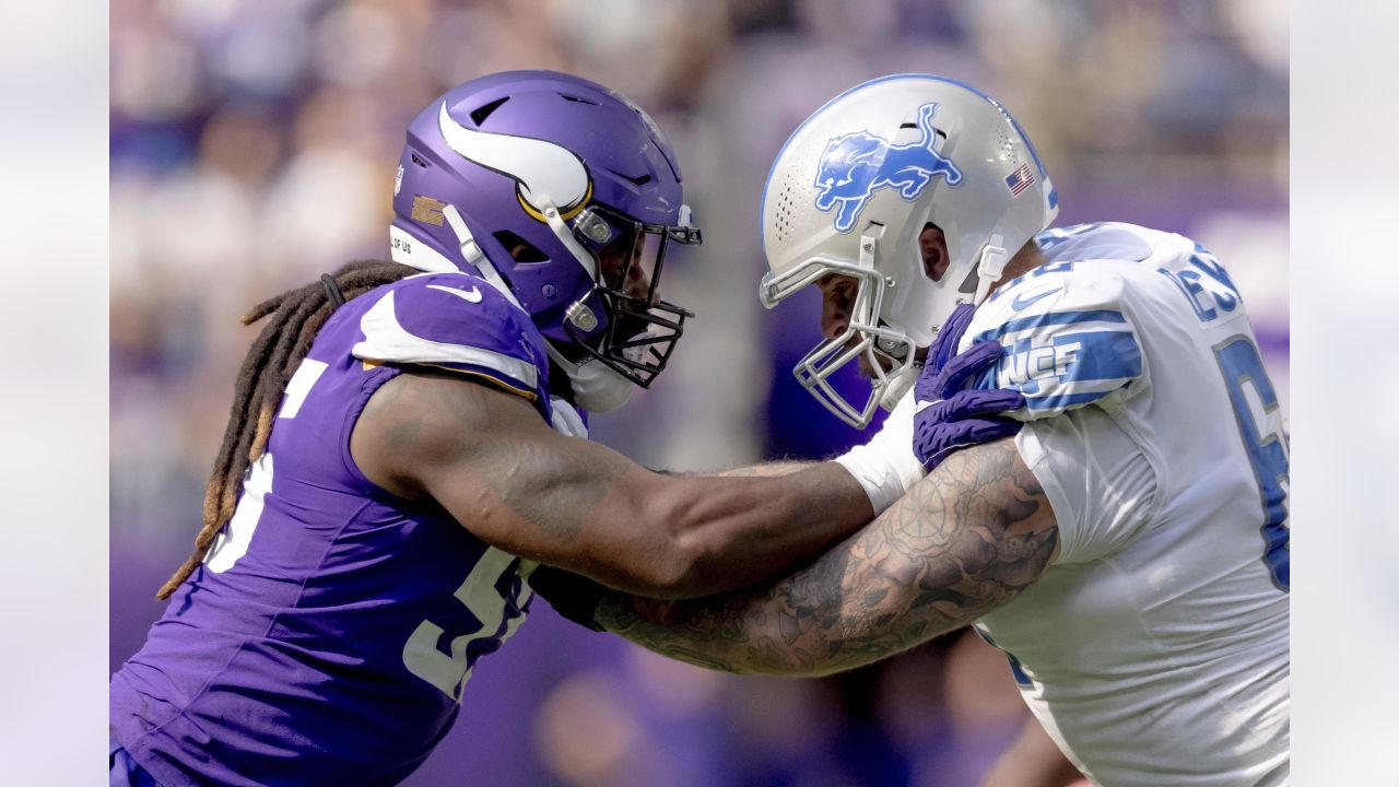 MINNEAPOLIS, MN - SEPTEMBER 25: Detroit Lions Linebacker Alex