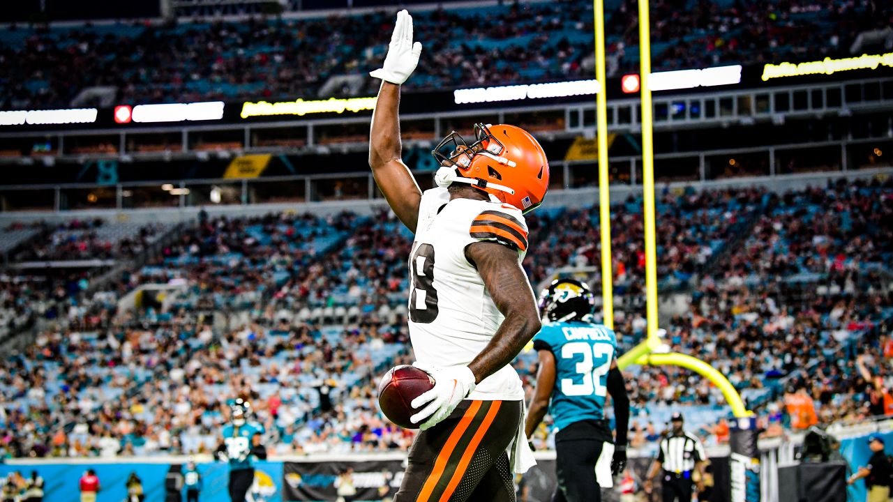 Jeremiah Owusu-Koramoah speaking with the media following the preseason win  in Jacksonville, Our rookies showcased their talents in Jacksonville and  JOK exemplifies the work they put in each day. #Browns